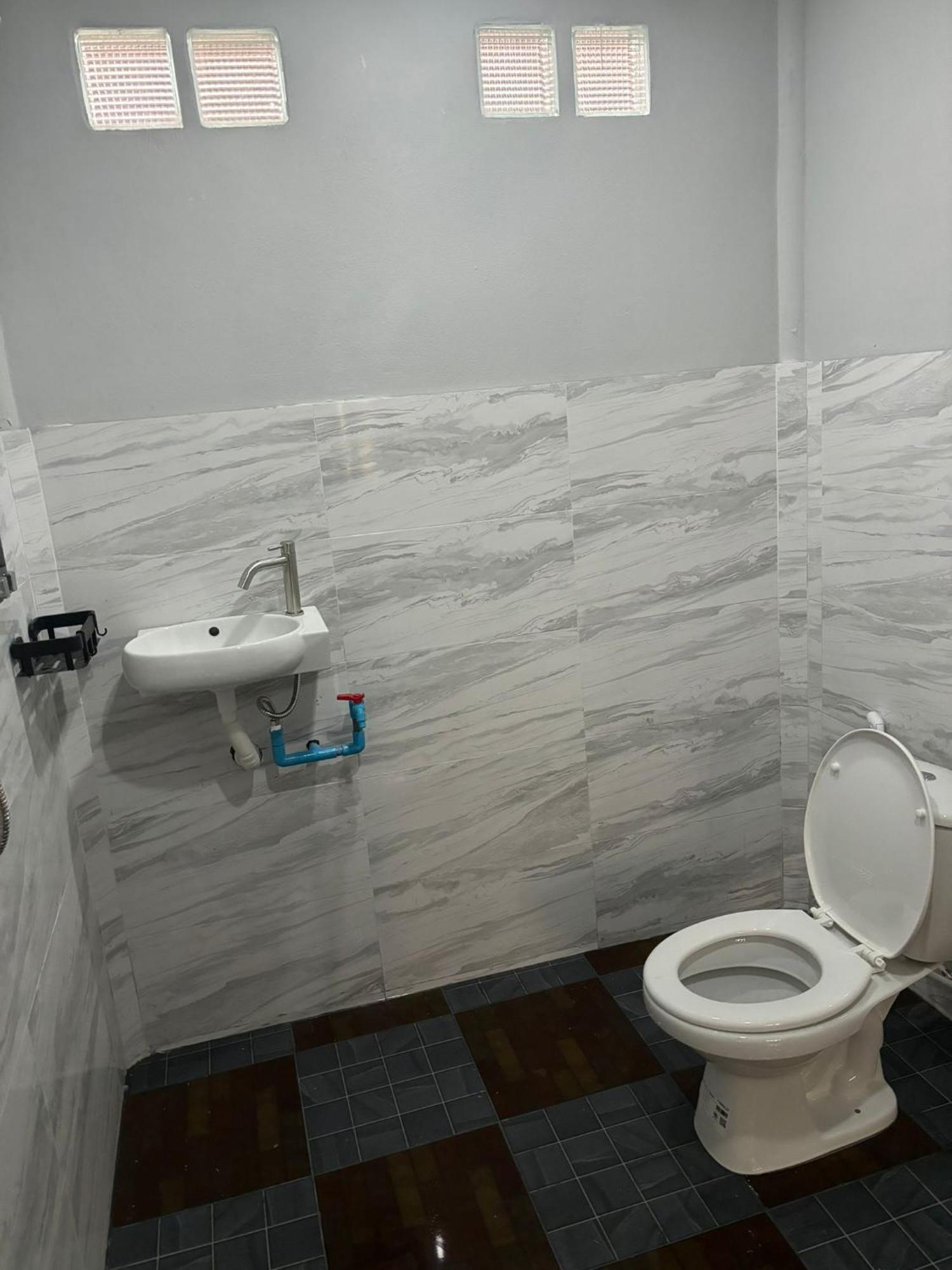 Tonmai Suites เกาะลันตา ภายนอก รูปภาพ